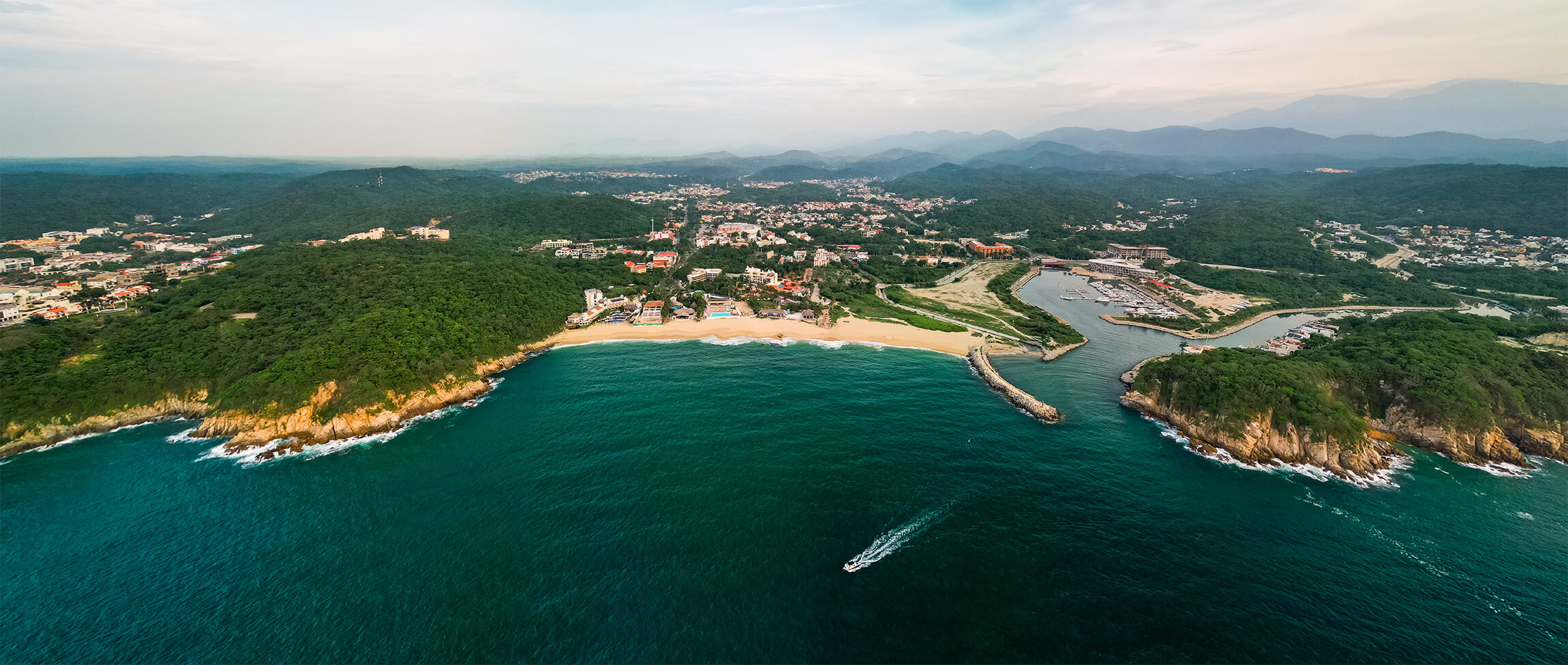 Vista de la zona de Chahué en Huatulco